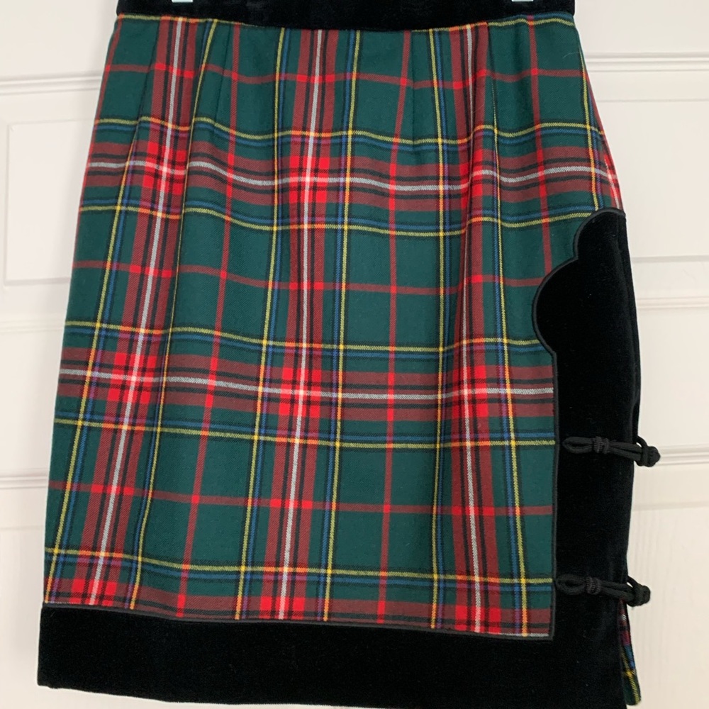 Green tartan Christmas skirt with velvet detail